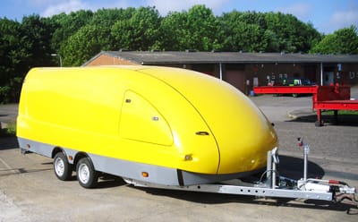 Geschlossene Autotransporter